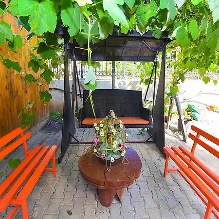 아파트호텔 Lahza Apart 3*