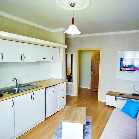 Aparthotel Lahza Apart *